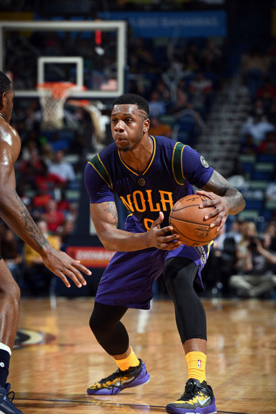 而美国队则 而美国队则