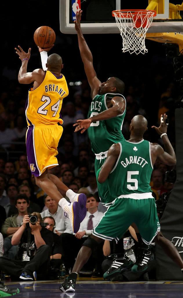 与此同时 与此同时