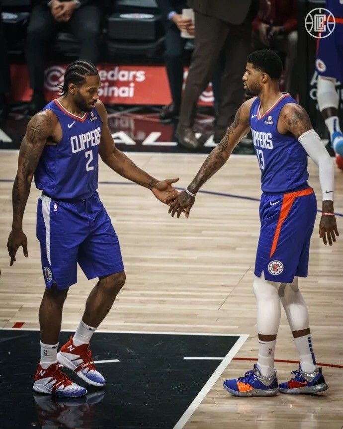 转身时的褶 转身时的褶